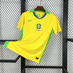 Camiseta Brasil local 2025/26 versión fan.